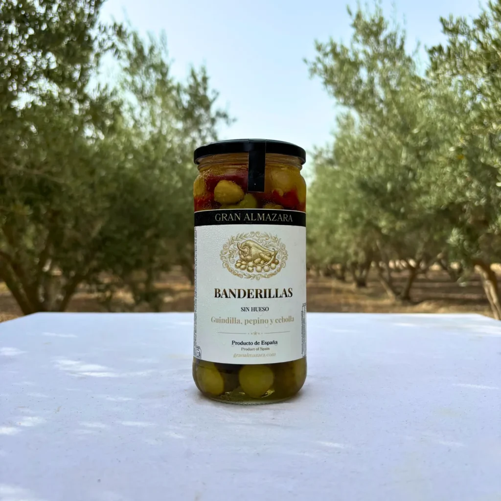 Tarro de banderillas picantes de 700 g de Gran Almazara